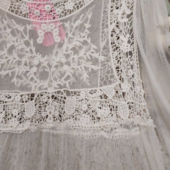 3471 Size Small Indigo Soul Brand Lace Tunic, in Cream. - Picture 3 of 8